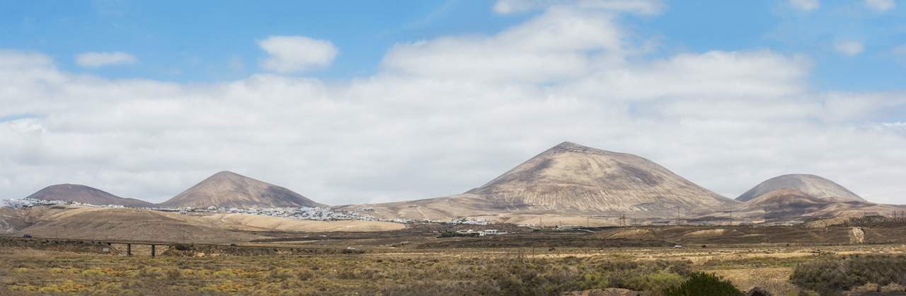 Panorama vom Hotel auf die Berge Hipotels La Geria