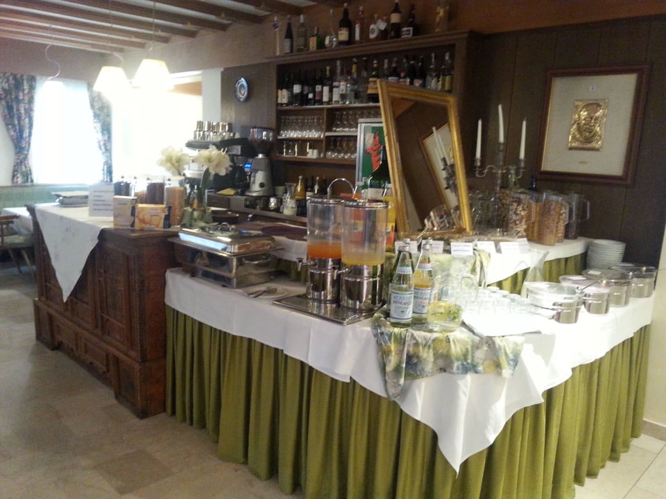 Buffet con lato bar Hotel Aster