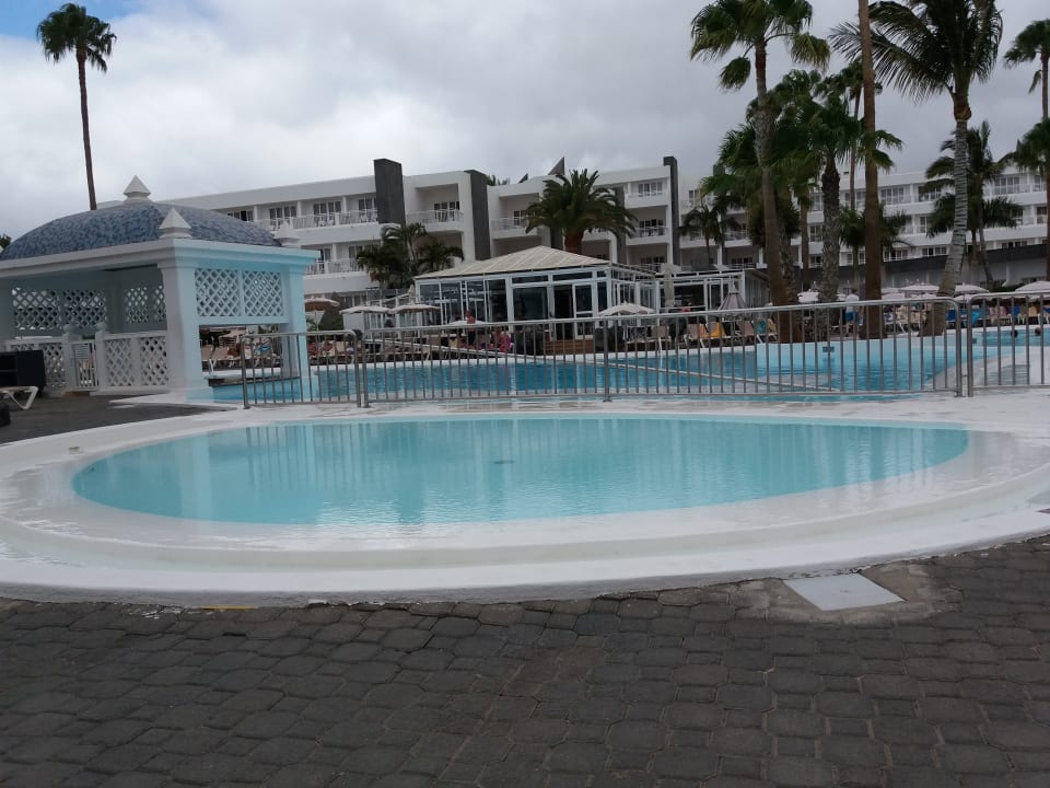 Pool Hotel Riu Paraiso Lanzarote