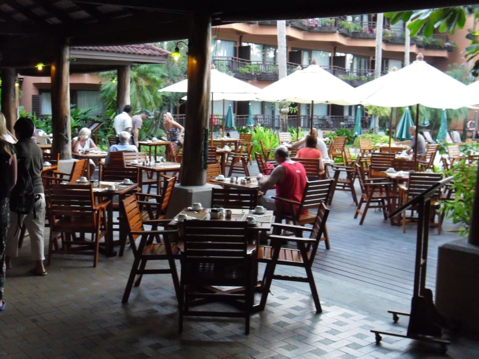 Aussenbereich Frühstück Courtyard by Marriott Phuket, Patong Beach Resort