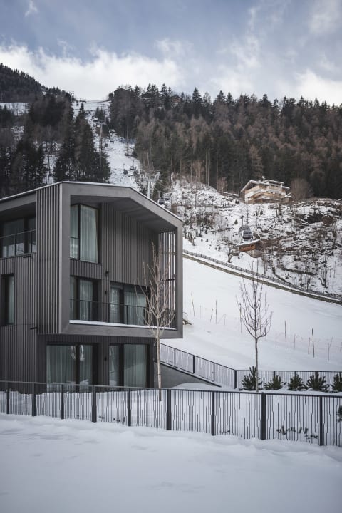 Außenansicht AhriaNova Apartments