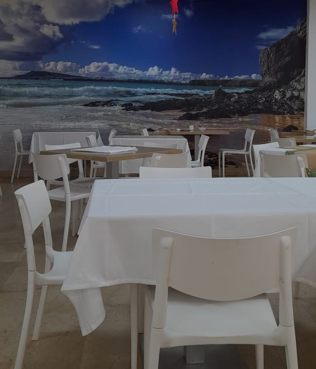 Gastro Hotel THB Tropical Island