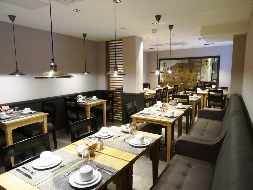 Salle Petit-Déjeuner Hotel Albert 1er