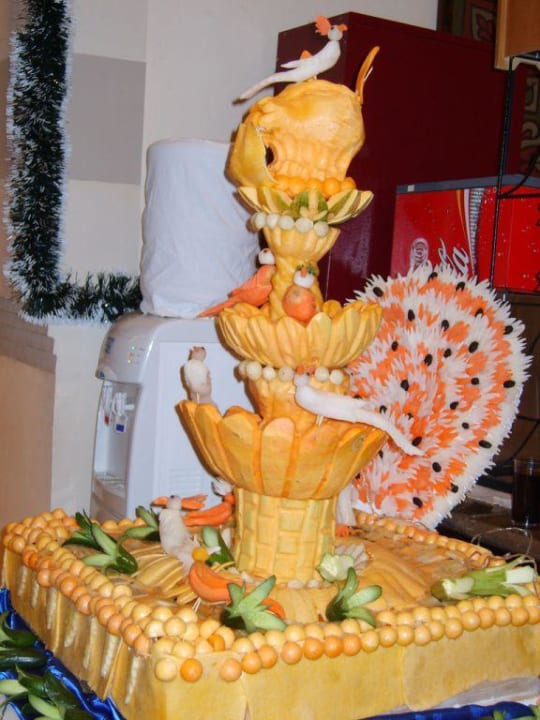 Сделано из овощей искусство! Stella Beach Resort & Spa Makadi Bay