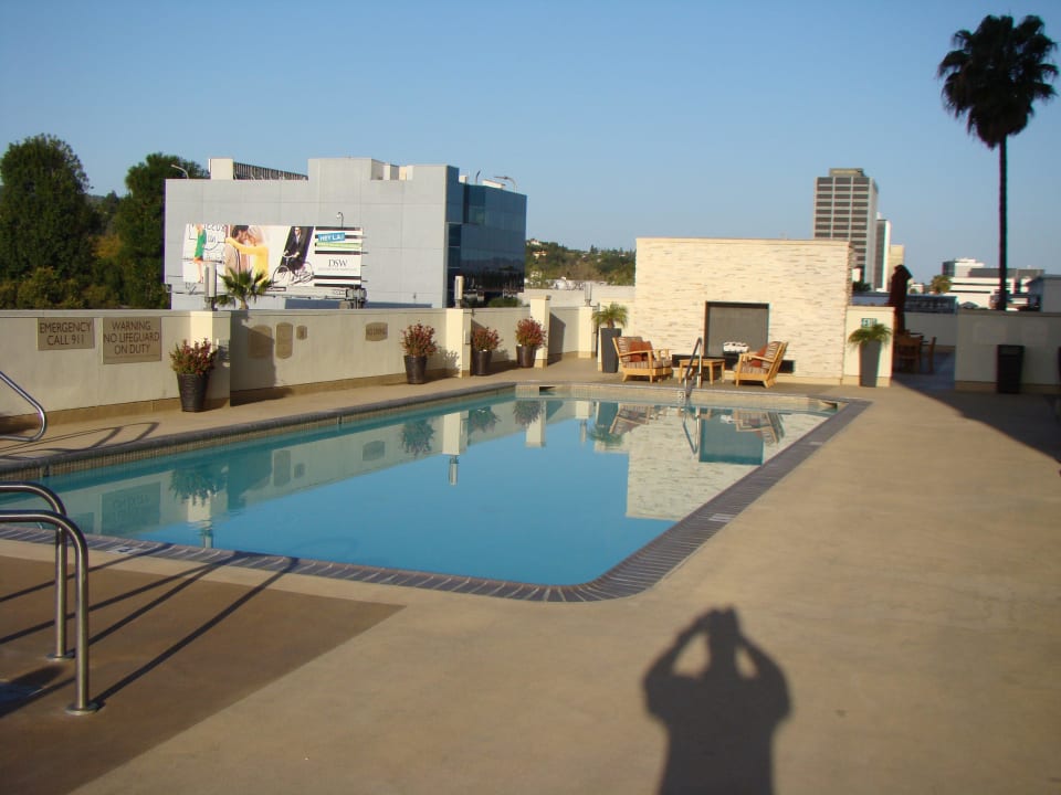 Klein aber fein Courtyard Hotel by Marriott Los Angeles Sherman Oaks