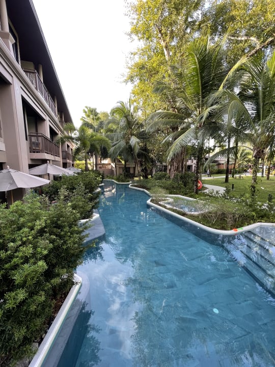 Pool La Flora Khao Lak