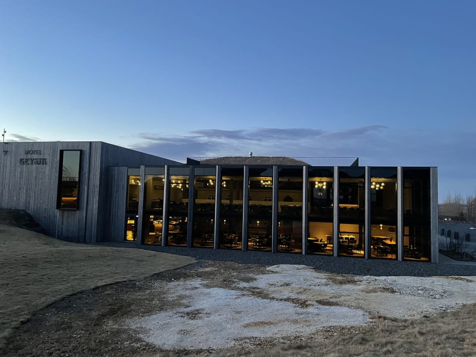 Außenansicht Hotel Geysir