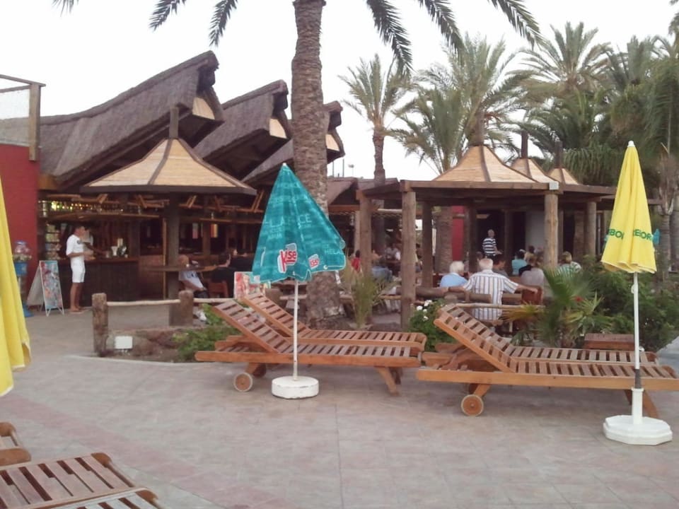 Voodoo Bar HL Miraflor Suites Hotel