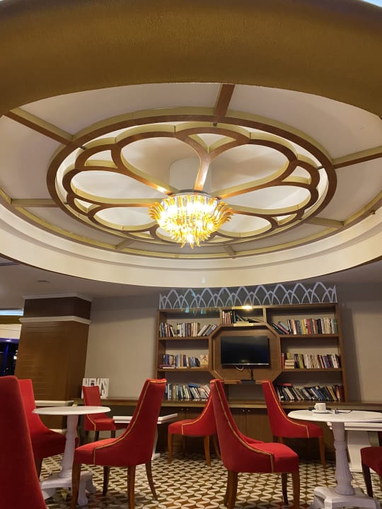 Lobby Granada Luxury Okurcalar