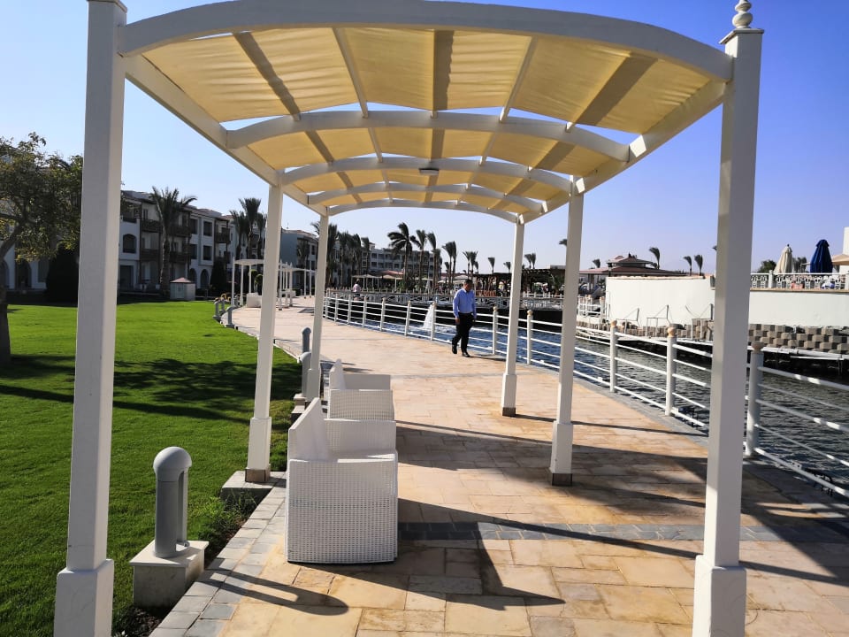 Gartenanlage Pickalbatros Dana Beach Resort - Hurghada