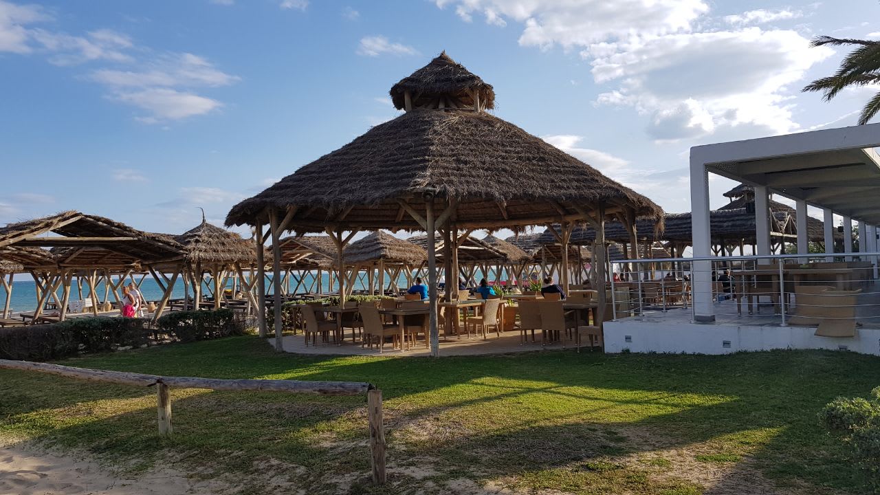 Strandbar The Orangers Beach Resort and Bungalows