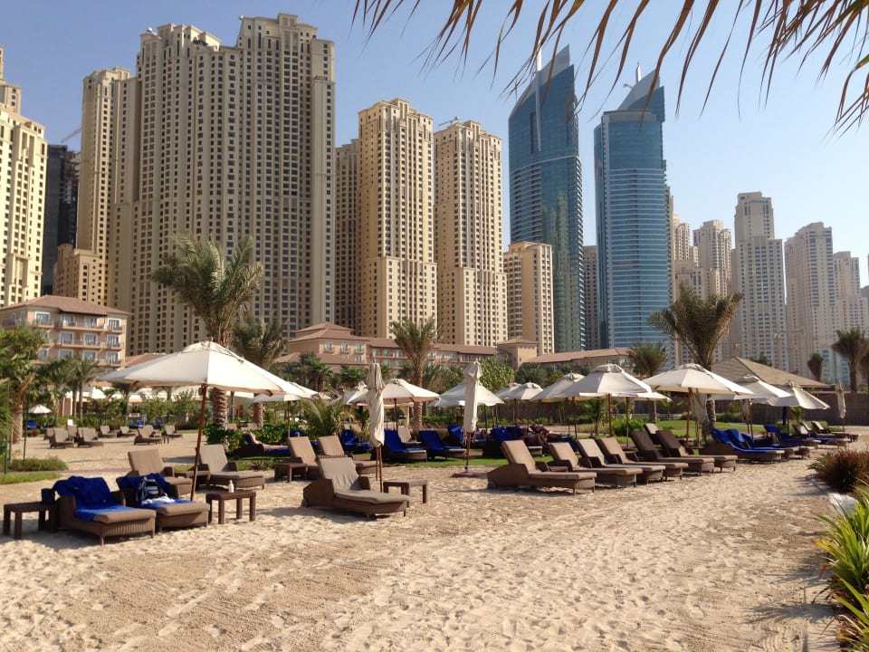 Strand  The Ritz-Carlton, Dubai