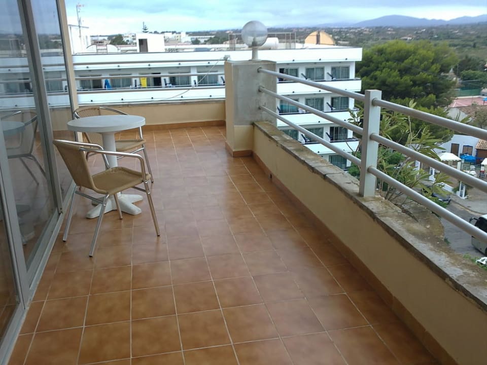 Ein Teil der Terrasse Bei Juan Playa Blanca