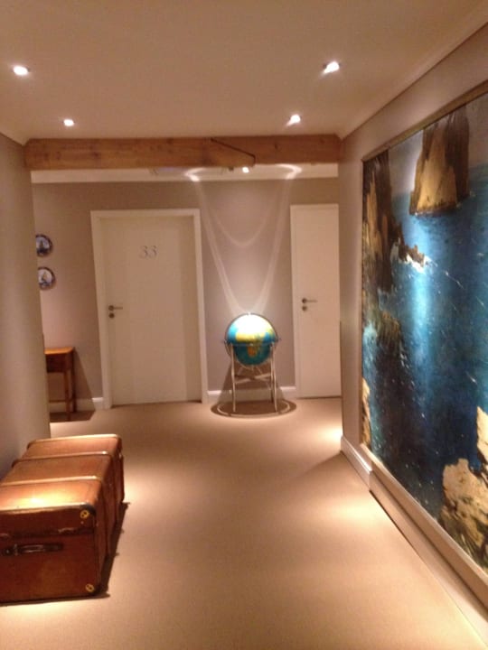 Korridor  Tiemann's Hotel