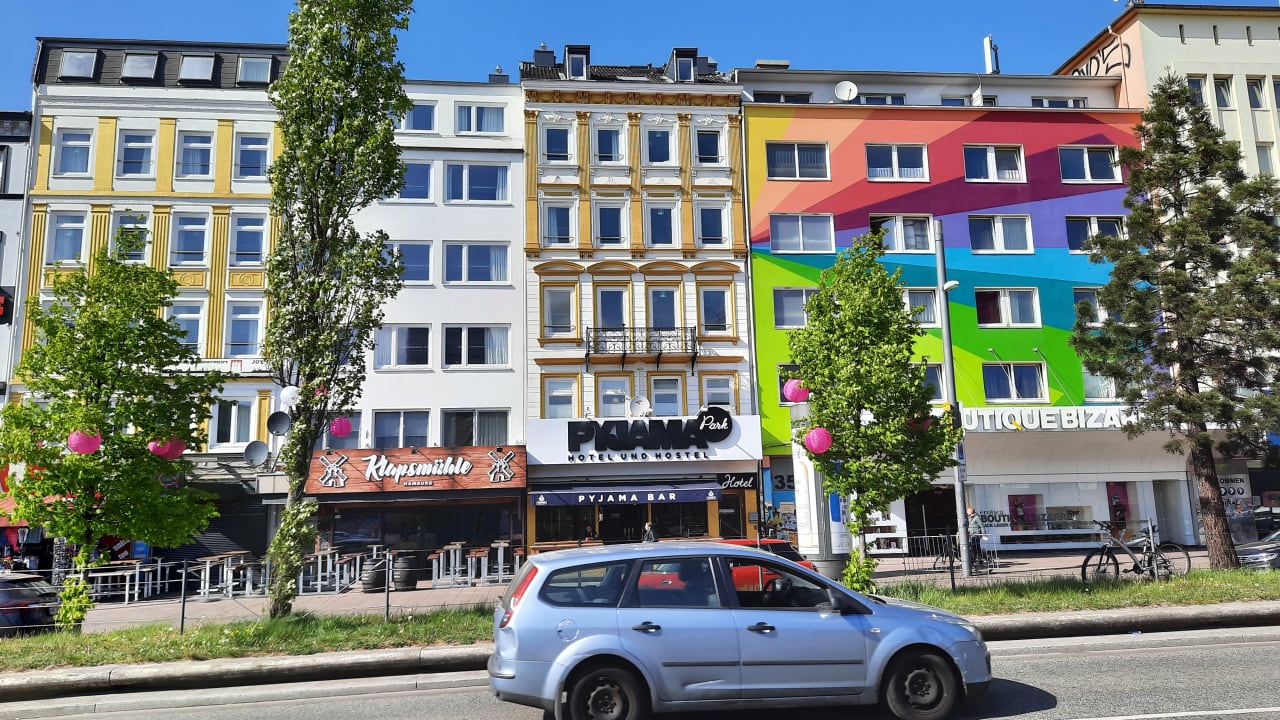 Außenansicht Pyjama Park Reeperbahn Hotel