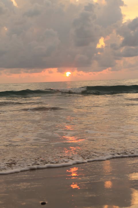 Sonnenuntergang Kantary Beach Hotel - KHAO LAK
