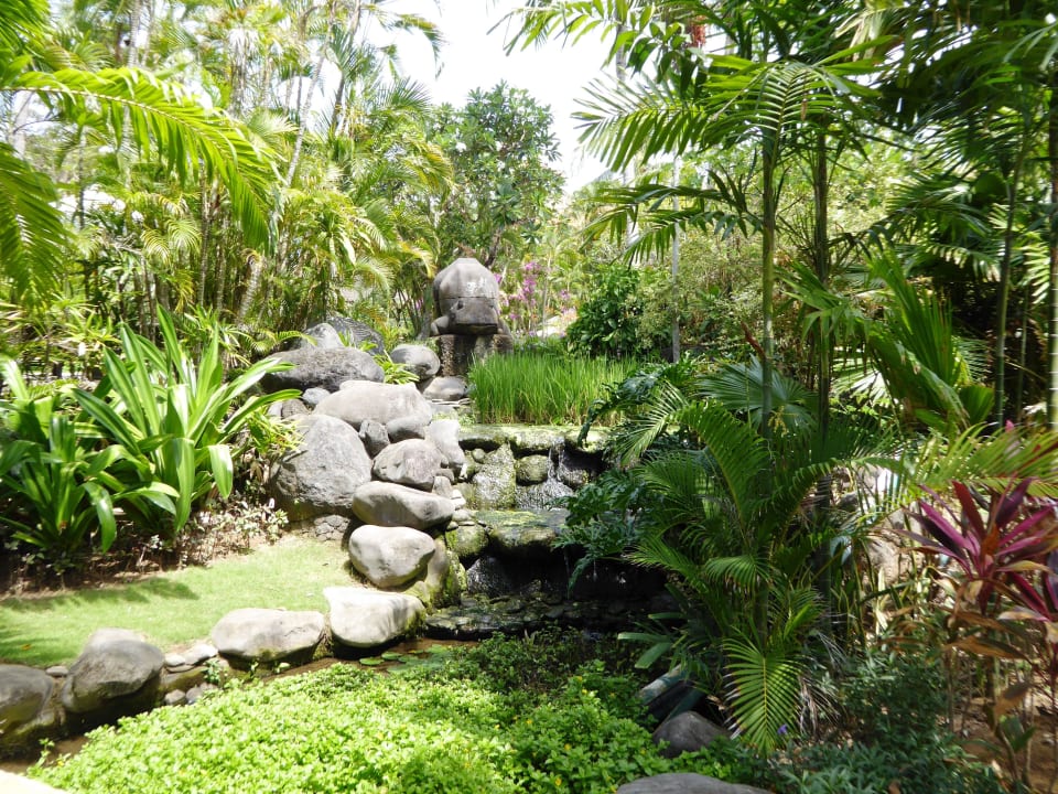 Gepflegter Garten The Royal Beach Seminyak Bali - MGallery Collection