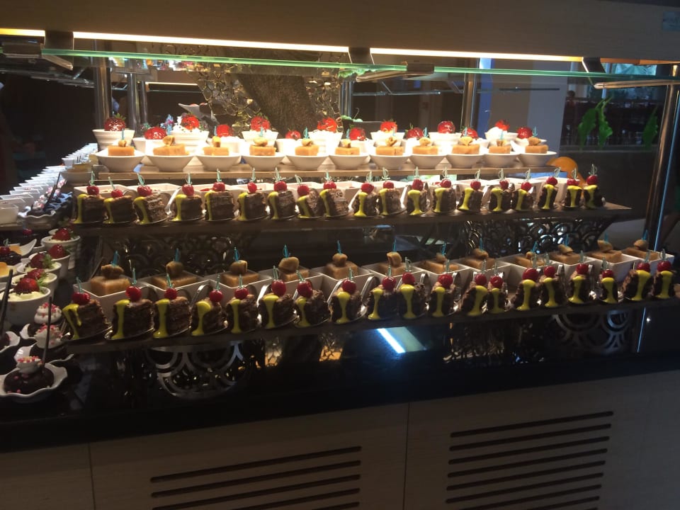 Essen Belek Beach Resort Hotel