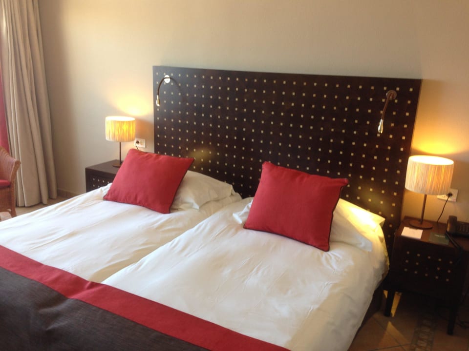 Bett Seaside Hotel Sandy Beach
