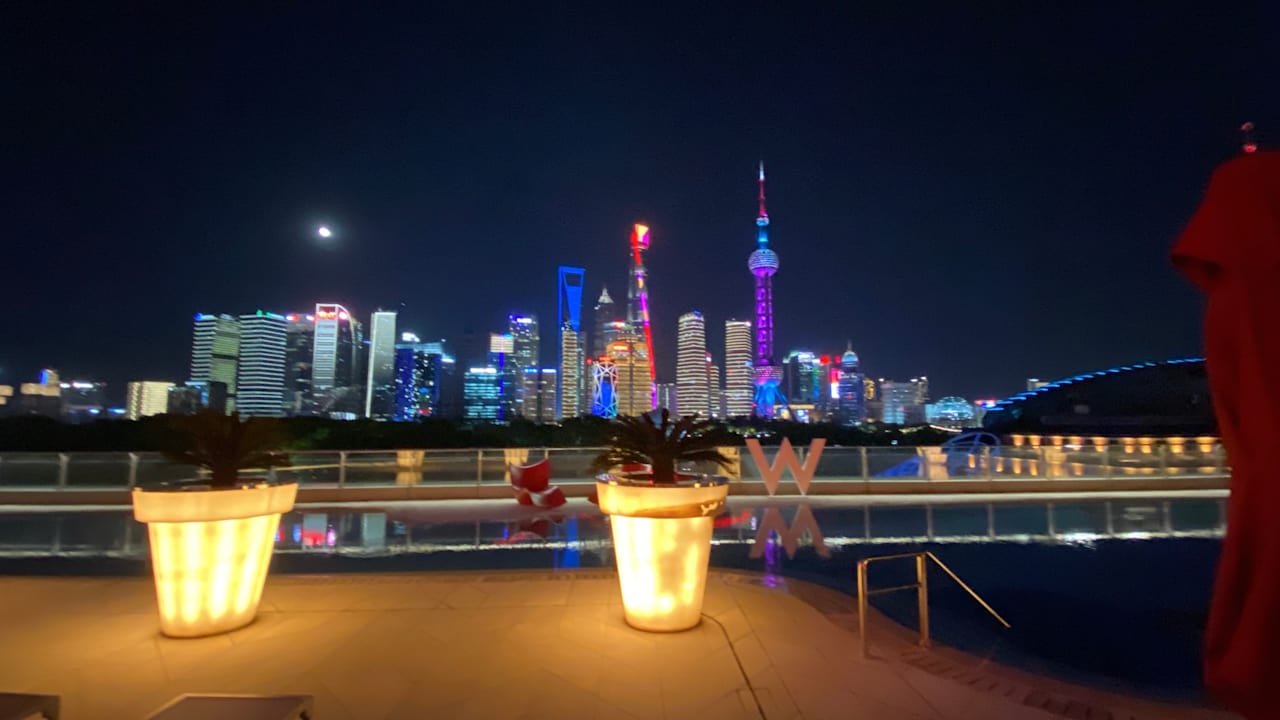 Ausblick W Shanghai - The Bund
