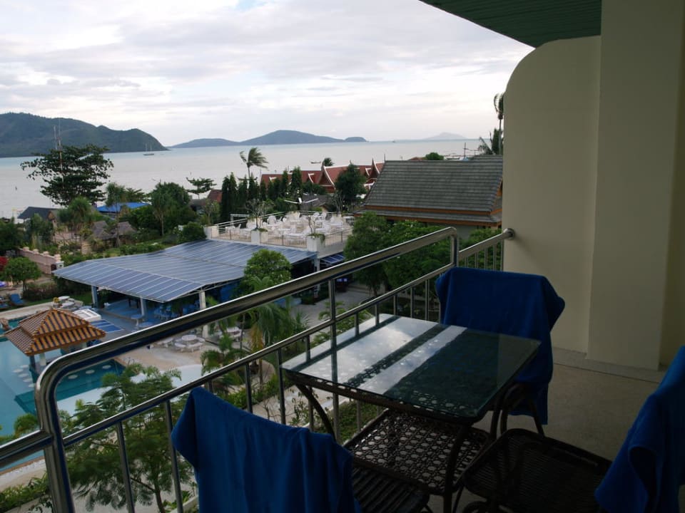 Zimmerbalkon Chalong Beach Hotel & Spa
