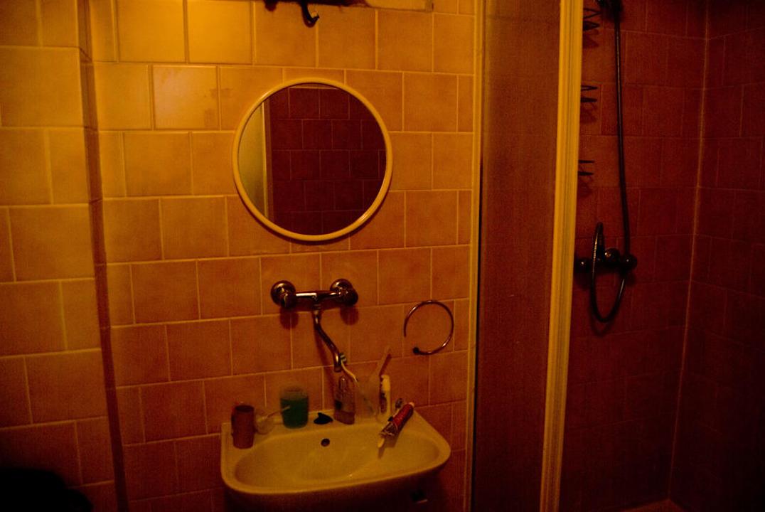 Baño Pension Tara