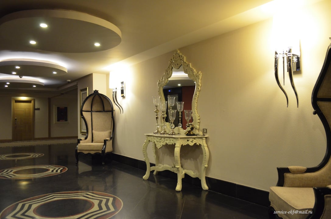 Коридор Hotel Delphin Imperial