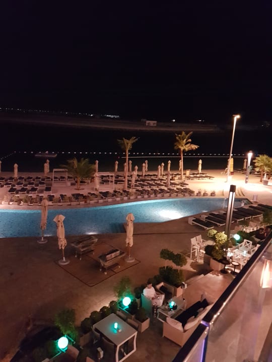 Pool Conrad Abu Dhabi Etihad Towers