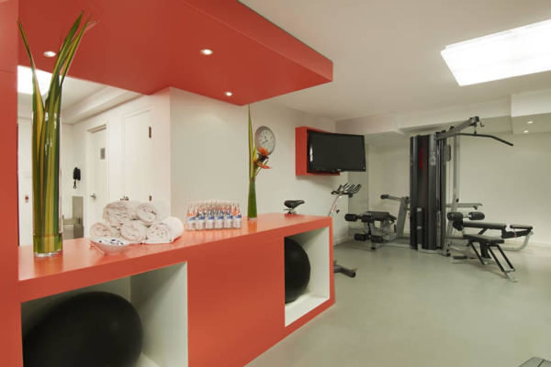 Fitness room Hotel Novotel Montreal Centre