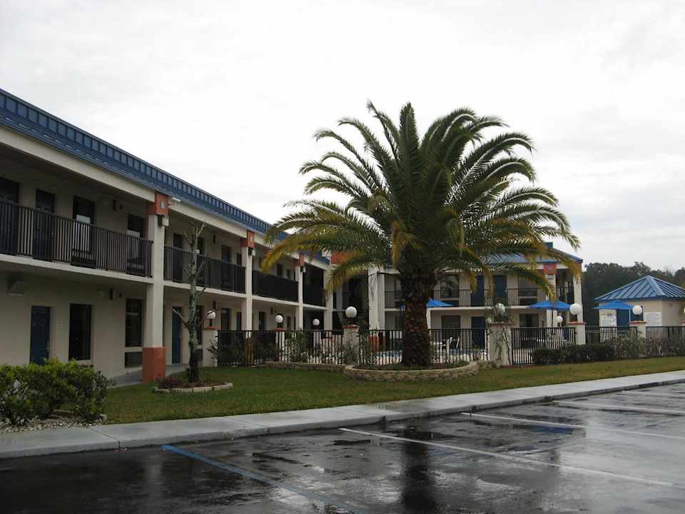 Holiday Inn Express Chiefland, Florida Hotel Days Inn Chiefland