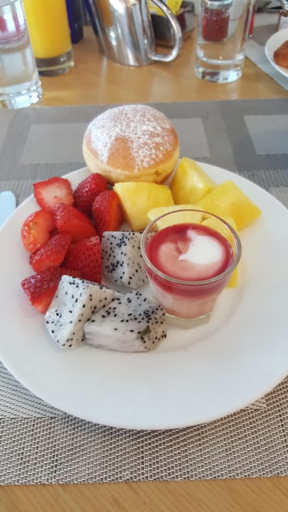 Nachspeise  Conrad Abu Dhabi Etihad Towers