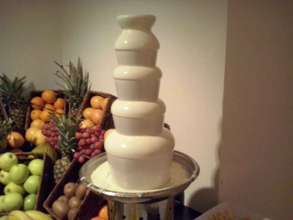 Weisser Schikobrunnen allsun Hotel Bahia del Este