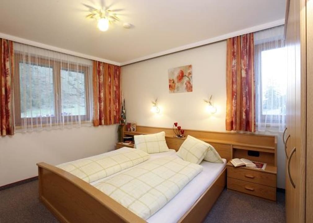 Schlafzimmer Wohnung 3 Ferienwohnungen Poschacherhof