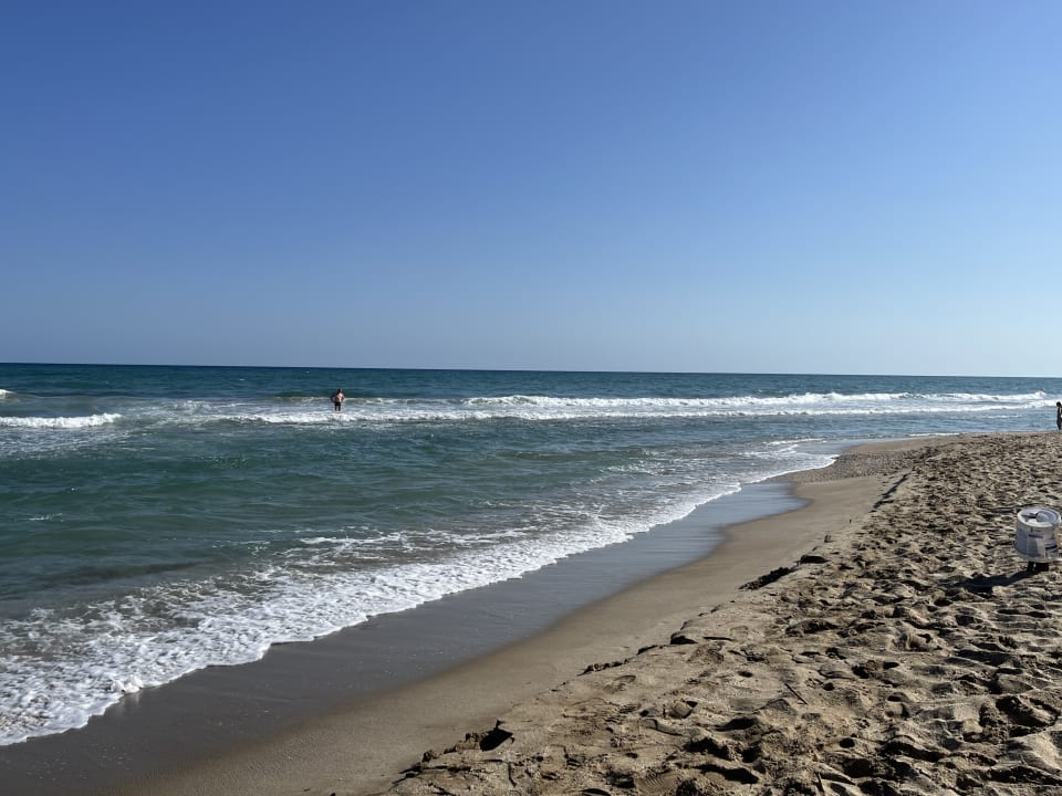 Strand Anissa Beach & Village