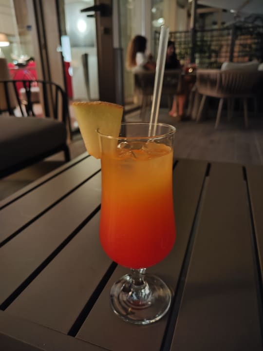 Gastro The Sense Deluxe Hotel