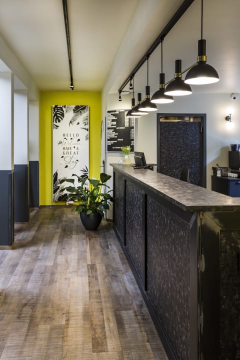 Lobby Five Reasons Hotel & Hostel