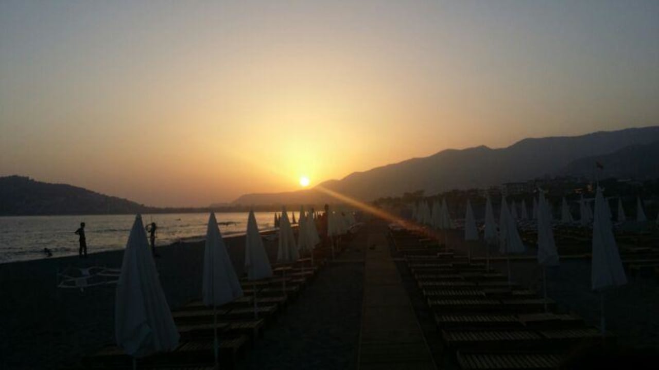 Sonnenuntergang Blue Diamond Alya