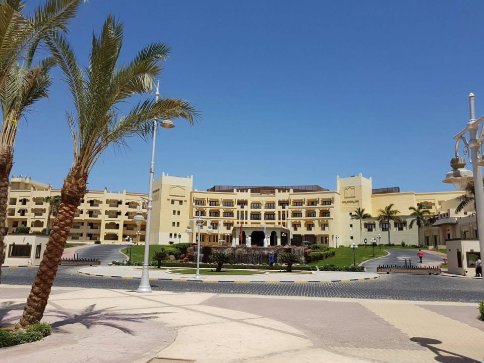 Eingang zum Paradies  Steigenberger ALDAU Beach Hotel