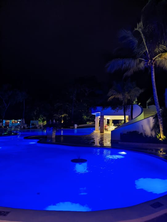 Pool Viva Heavens by Wyndham - All Inclusive Resort