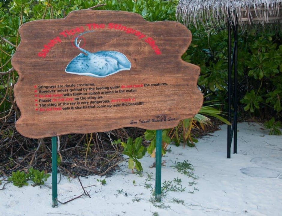 Warnhinweis Villa Park Sun Island