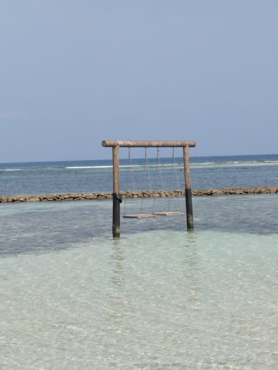 Strand Kuredu Island Resort & Spa