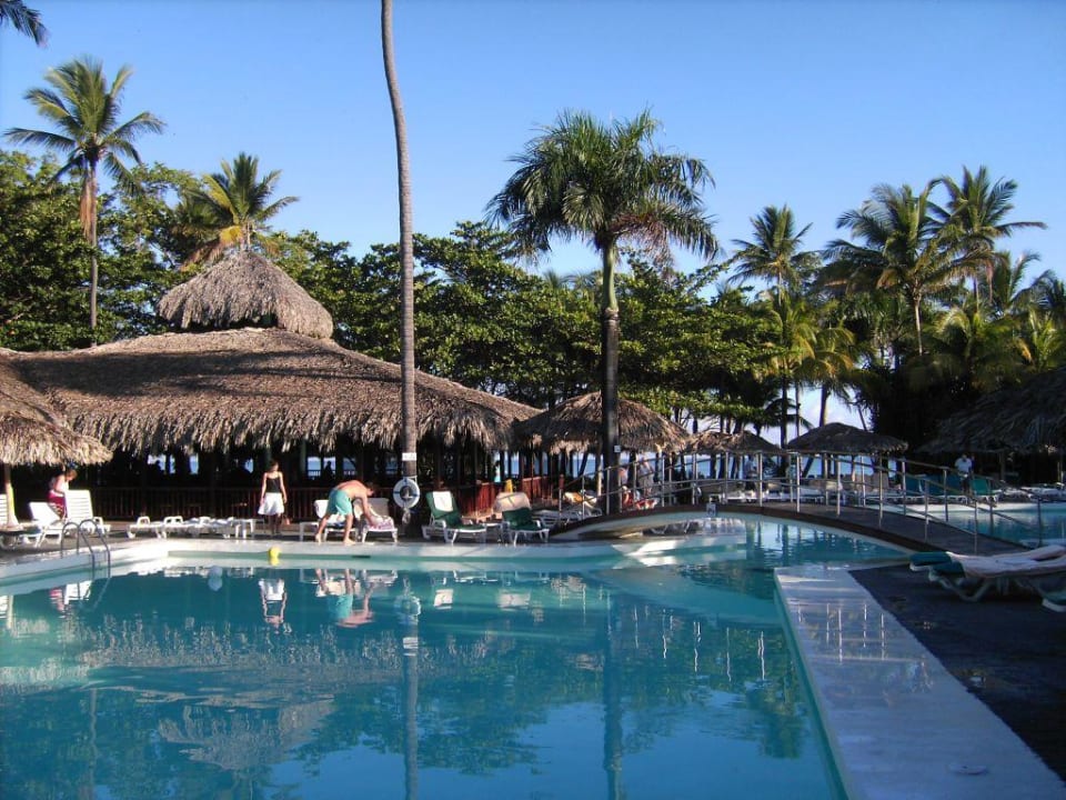 Poolbereich Playabachata Hotel