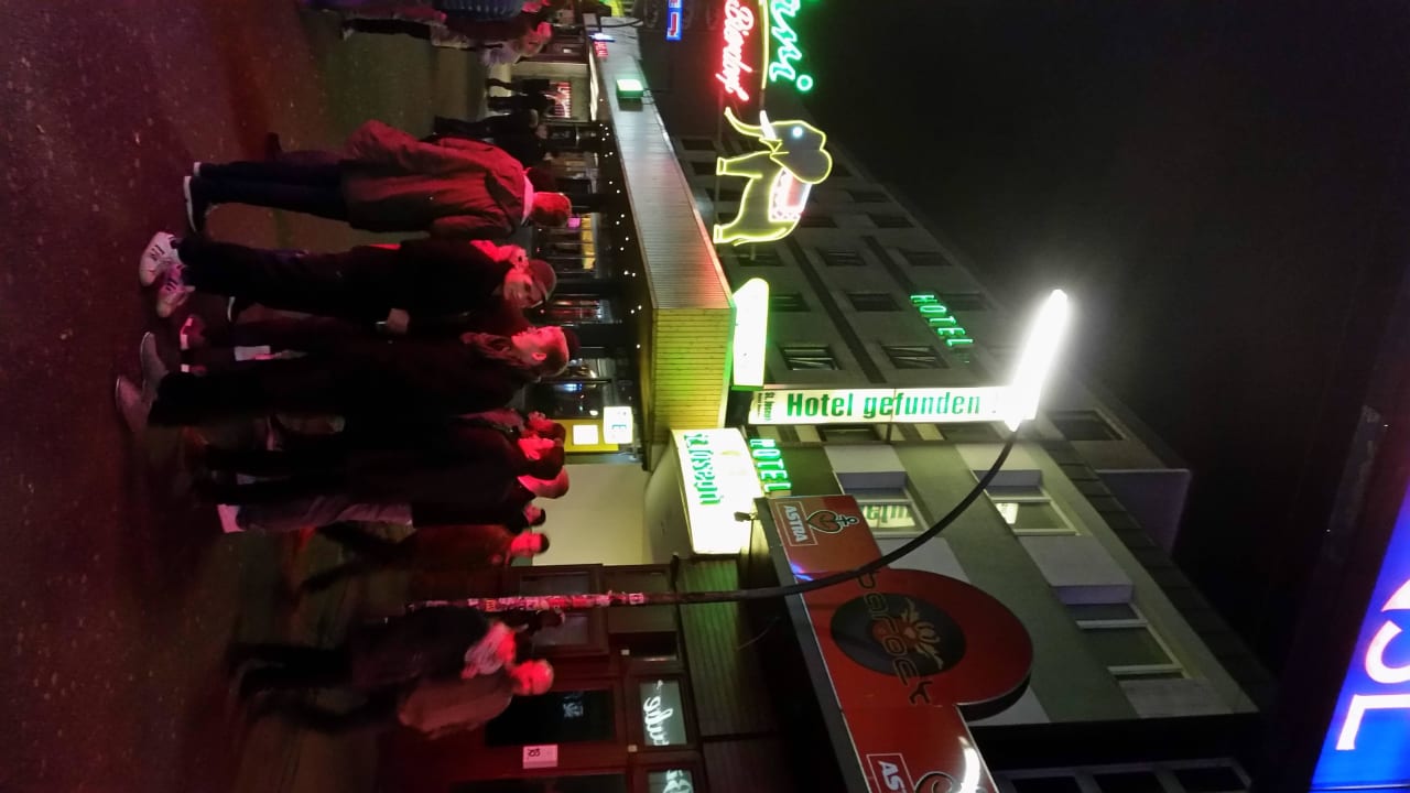 Abends in der Großen Freiheit St.Joseph Hotel Hamburg St.Pauli Kiez Reeperbahn