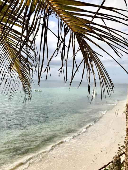 Strand Bahari Beach Hotel