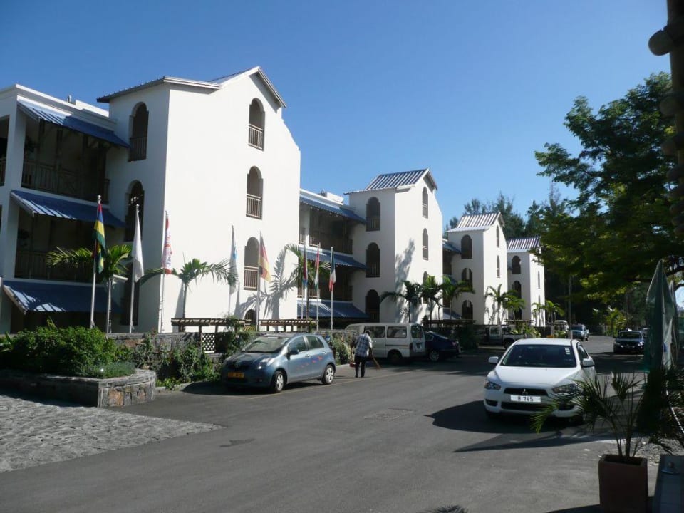 Hotel Pearl Beach von der Strassenseite Pearle Beach Resort & Spa