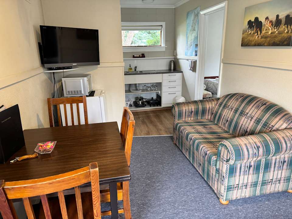 Zimmer Motel Burkes Pass