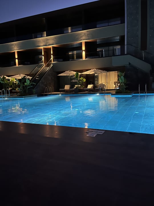 Pool Jacaranda Luxury Resort