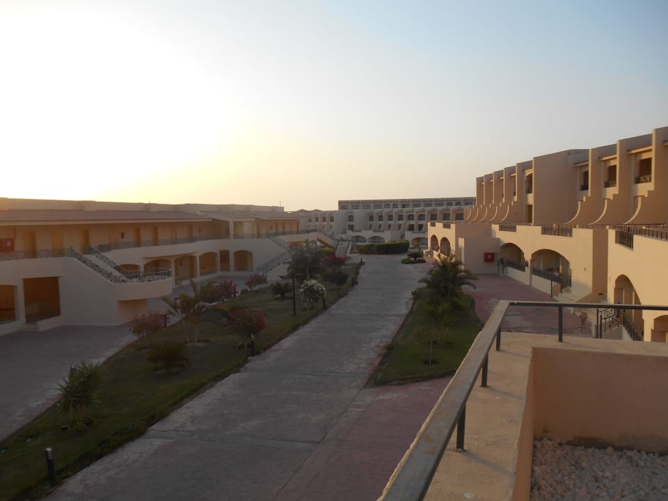 Blick auf die Hotelanlage Cleopatra Luxury Resort Makadi Bay