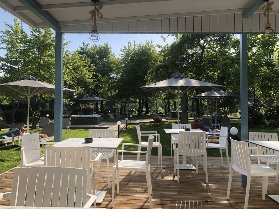 Gastro Olympian Bay Grand Resort