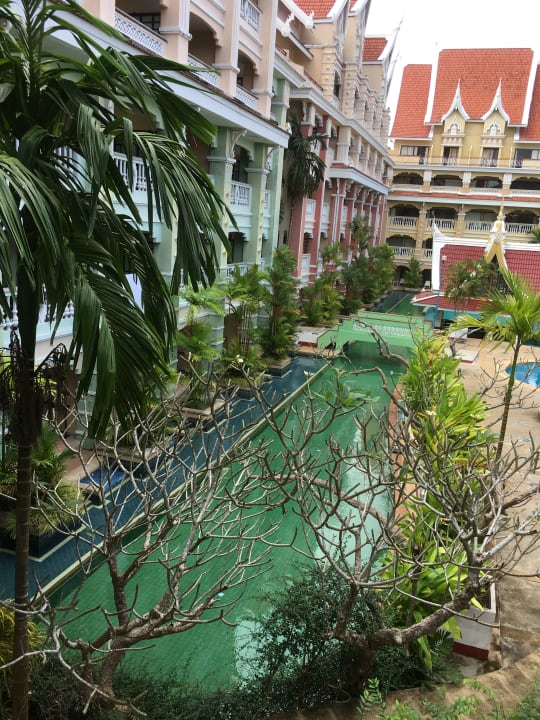 Schön Aonang Ayodhaya Beach Resort & Spa